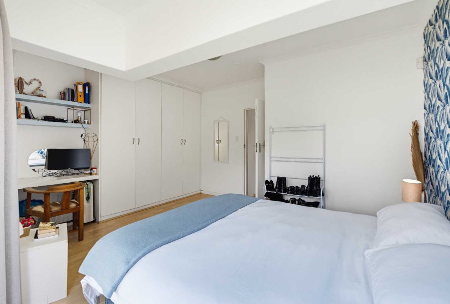 2 Bedroom Property for Sale in Bantry Bay Western Cape